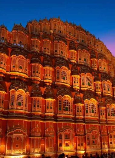 hawa-mahal-jaipur-rajasthan-city-1-hero (1)